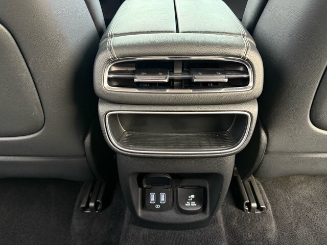 2024 Genesis GV80 in Knoxville, TN 37920 - 18103727 17