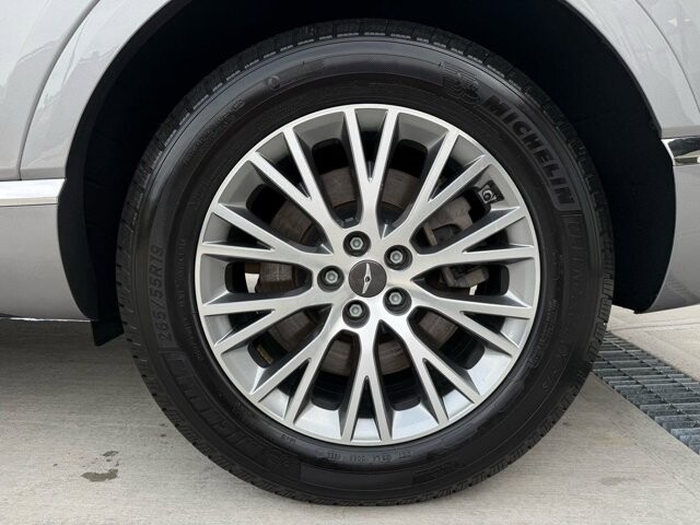 2024 Genesis GV80 in Knoxville, TN 37920 - 18103727 35