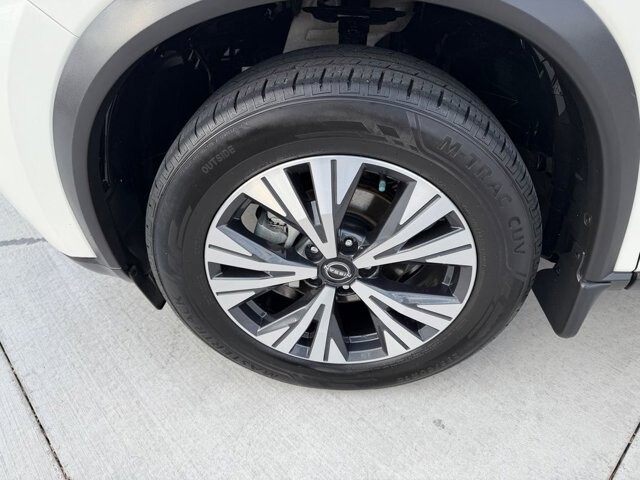 2023 Nissan Rogue in Knoxville, TN 37920 - 18103732 26