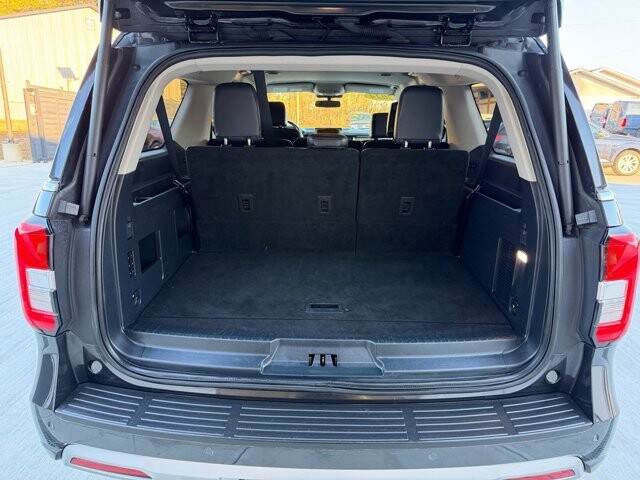 2024 Ford Expedition Max in Knoxville, TN 37920 - 18103735 9