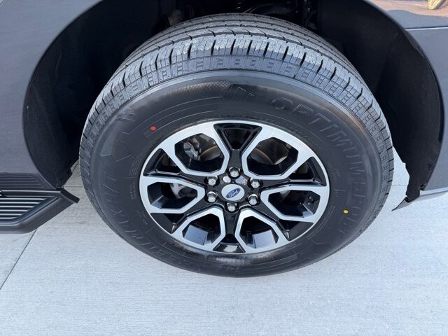 2024 Ford Expedition Max in Knoxville, TN 37920 - 18103735 36