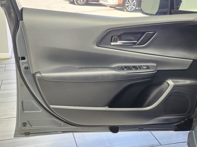 2023 Toyota Prius in Cinnaminson, NJ 08077 - 18103737 10