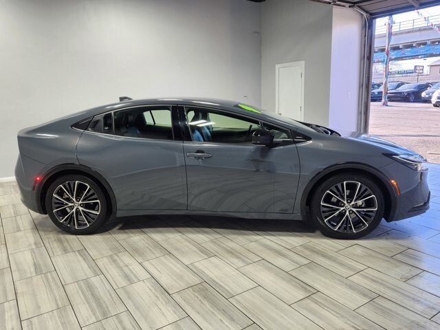 2023 Toyota Prius in Cinnaminson, NJ 08077 - 18103737 6
