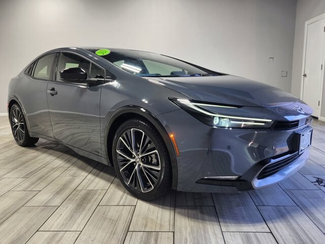 2023 Toyota Prius in Cinnaminson, NJ 08077 - 18103737 7