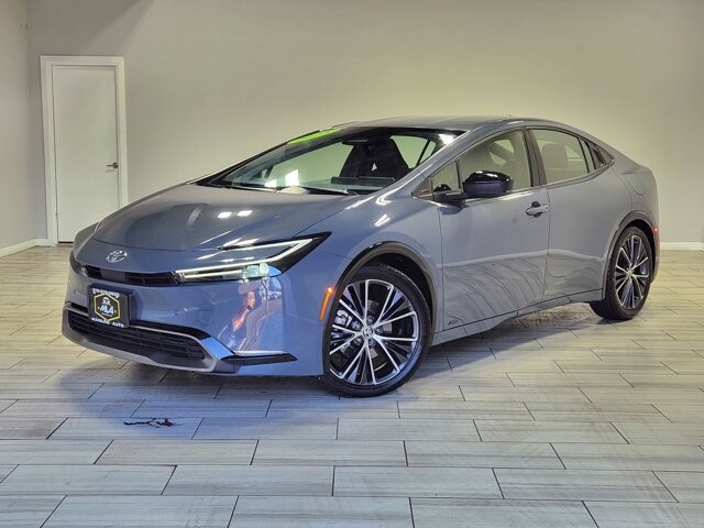 2023 Toyota Prius in Cinnaminson, NJ 08077 - 18103737