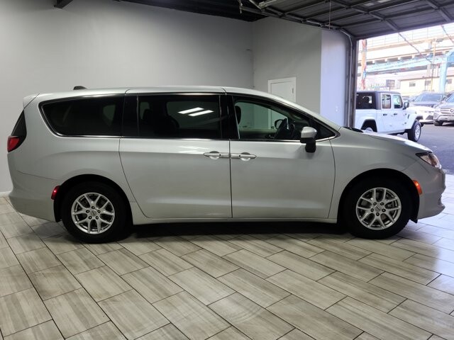 2023 Chrysler Voyager in Cinnaminson, NJ 08077 - 18103740 6