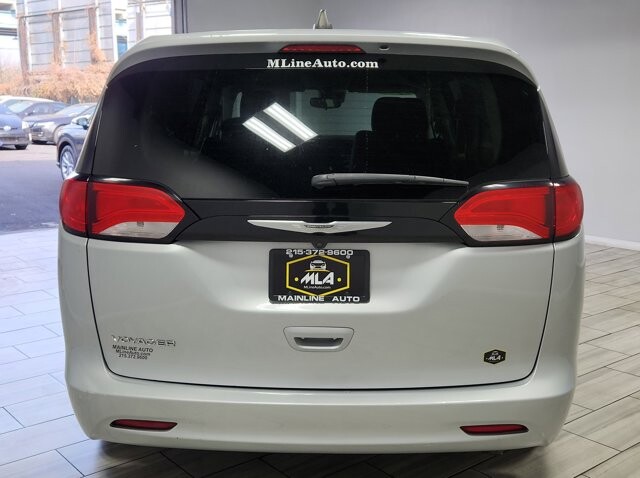 2023 Chrysler Voyager in Cinnaminson, NJ 08077 - 18103740 4