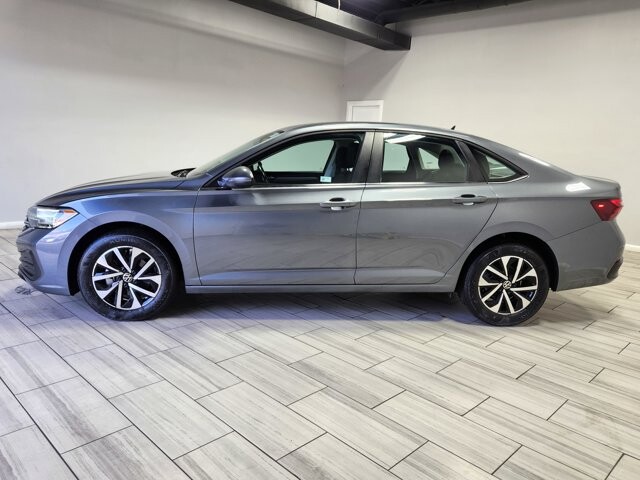 2024 Volkswagen Jetta in Cinnaminson, NJ 08077 - 18103741 2