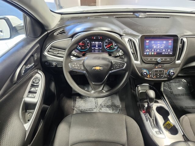 2023 Chevrolet Malibu in Cinnaminson, NJ 08077 - 18103746 16
