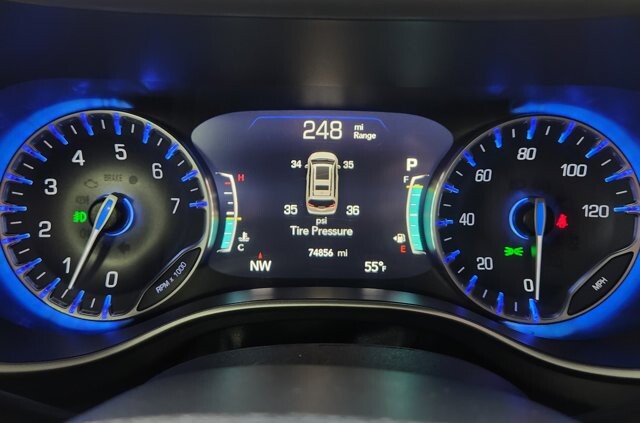 2023 Chrysler Pacifica in Cinnaminson, NJ 08077 - 18103756 17