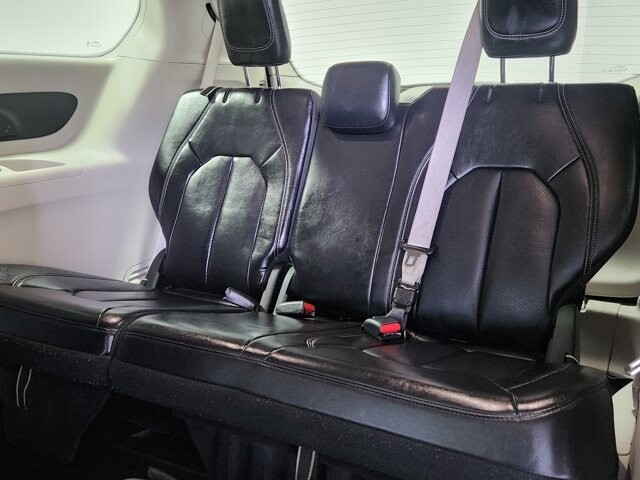 2023 Chrysler Pacifica in Cinnaminson, NJ 08077 - 18103756 13