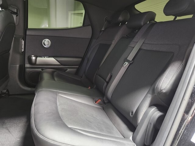 2025 Genesis GV60 in Cinnaminson, NJ 08077 - 18103763 12