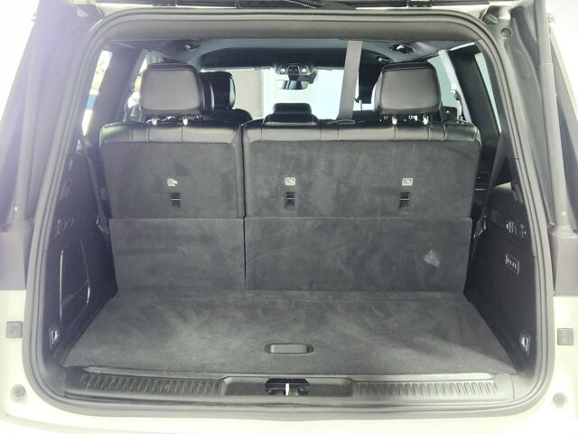 2024 Jeep Wagoneer in Cinnaminson, NJ 08077 - 18103764 16