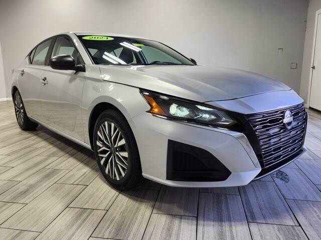 2024 Nissan Altima in Cinnaminson, NJ 08077 - 18103765 7