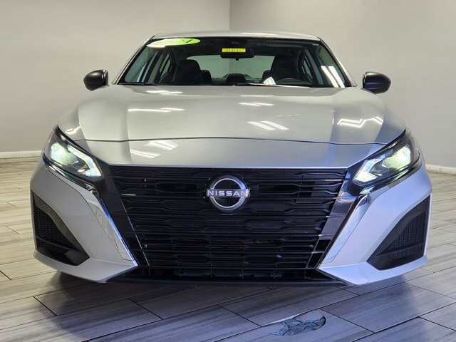 2024 Nissan Altima in Cinnaminson, NJ 08077 - 18103765 8