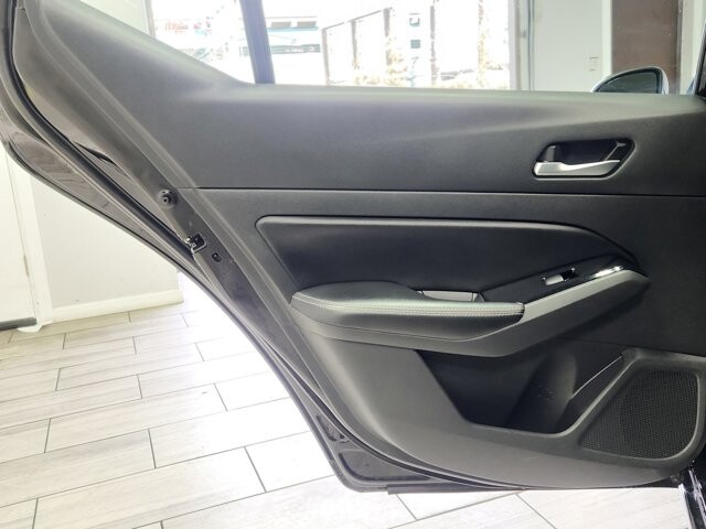 2023 Nissan Altima in Cinnaminson, NJ 08077 - 18103766 12