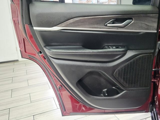 2024 Jeep Grand Cherokee in Cinnaminson, NJ 08077 - 18103770 12