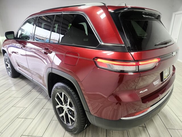 2024 Jeep Grand Cherokee in Cinnaminson, NJ 08077 - 18103770 3