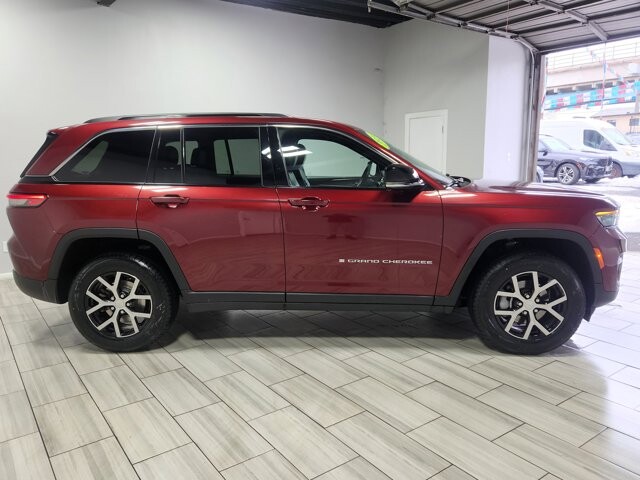 2024 Jeep Grand Cherokee in Cinnaminson, NJ 08077 - 18103770 6