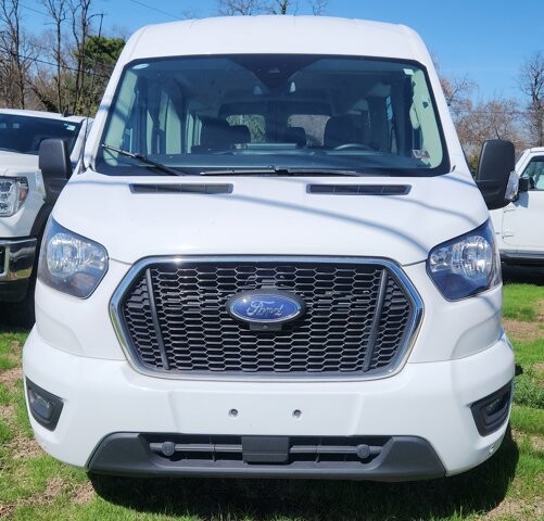 2023 Ford Transit 350 in Cinnaminson, NJ 08077 - 18103771 5