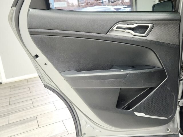 2023 Kia Sportage in Cinnaminson, NJ 08077 - 18103773 12
