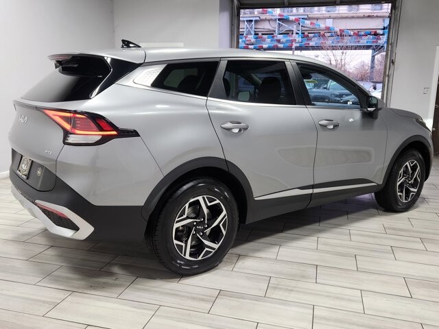 2023 Kia Sportage in Cinnaminson, NJ 08077 - 18103773 5