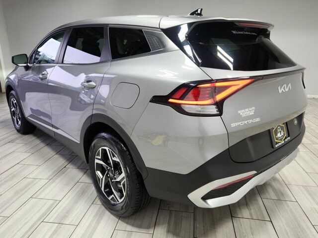 2023 Kia Sportage in Cinnaminson, NJ 08077 - 18103773 3