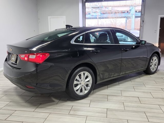 2024 Chevrolet Malibu in Cinnaminson, NJ 08077 - 18103774 5