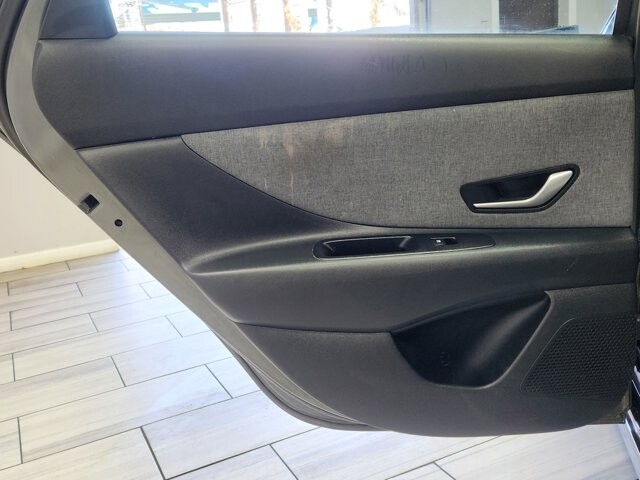 2024 Hyundai Elantra in Cinnaminson, NJ 08077 - 18103778 12