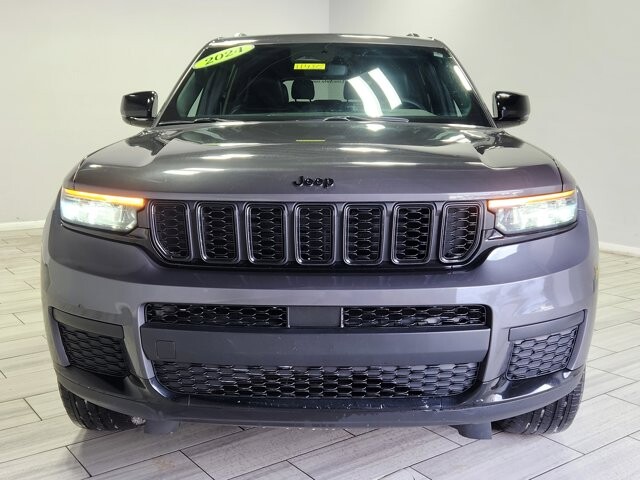 2024 Jeep Grand Cherokee L in Cinnaminson, NJ 08077 - 18103784 8