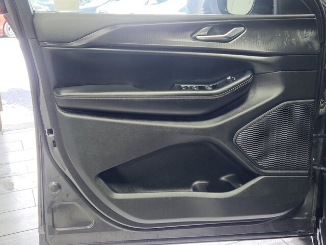 2024 Jeep Grand Cherokee L in Cinnaminson, NJ 08077 - 18103784 10