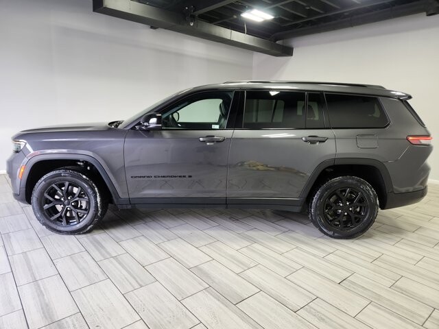 2024 Jeep Grand Cherokee L in Cinnaminson, NJ 08077 - 18103784 2