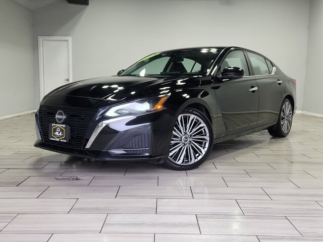 2023 Nissan Altima in Cinnaminson, NJ 08077 - 18103790