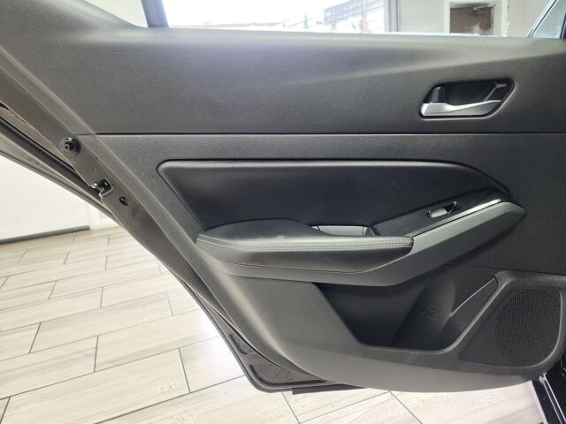 2023 Nissan Altima in Cinnaminson, NJ 08077 - 18103790 12
