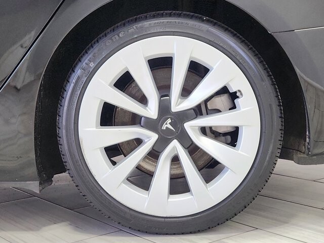2023 Tesla Model 3 in Cinnaminson, NJ 08077 - 18103795 9