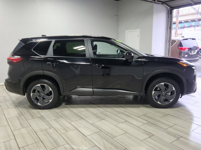 2024 Nissan Rogue in Cinnaminson, NJ 08077 - 18103807 6