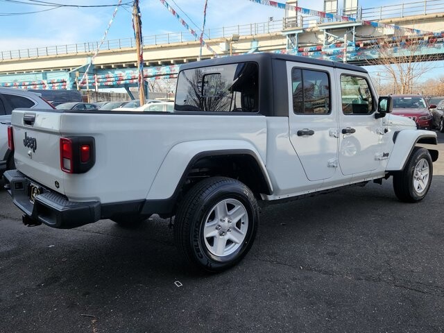 2023 Jeep Gladiator in Cinnaminson, NJ 08077 - 18103809 5