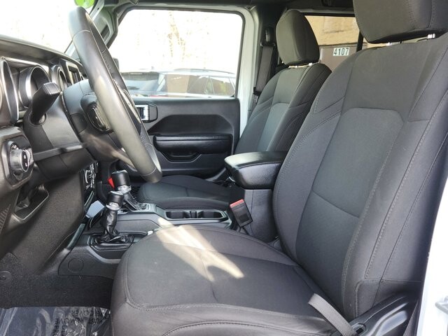 2023 Jeep Gladiator in Cinnaminson, NJ 08077 - 18103809 11