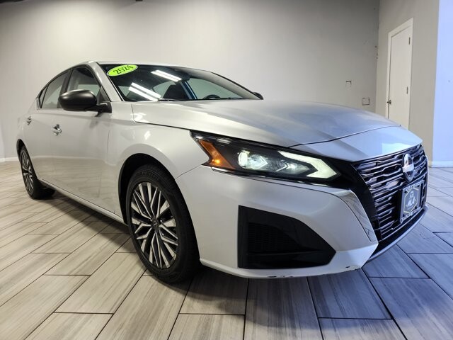 2024 Nissan Altima in Cinnaminson, NJ 08077 - 18103817 7