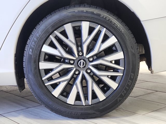 2024 Nissan Altima in Cinnaminson, NJ 08077 - 18103817 9