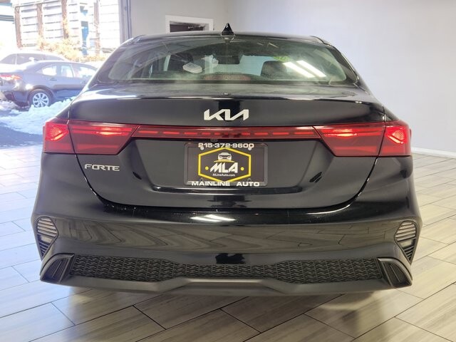 2023 Kia Forte in Cinnaminson, NJ 08077 - 18103821 4