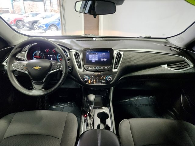 2023 Chevrolet Malibu in Cinnaminson, NJ 08077 - 18103823 15