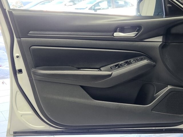 2024 Nissan Altima in Cinnaminson, NJ 08077 - 18103825 10
