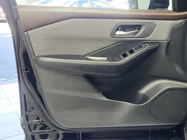 2023 Nissan Rogue in Cinnaminson, NJ 08077 - 18103828 10