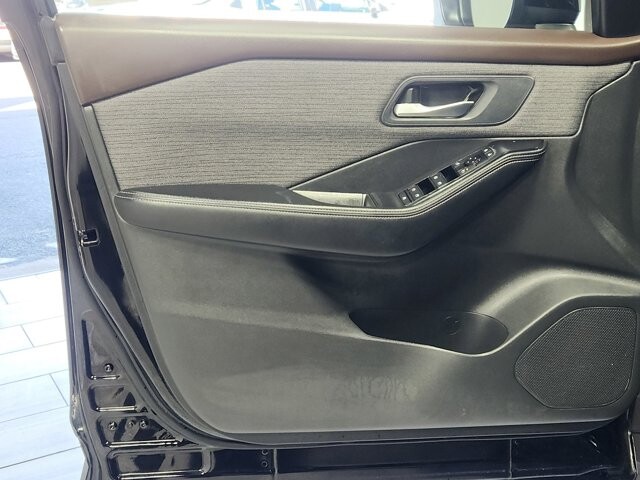 2023 Nissan Rogue in Cinnaminson, NJ 08077 - 18103828 9