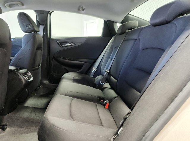 2023 Chevrolet Malibu in Cinnaminson, NJ 08077 - 18103829 13