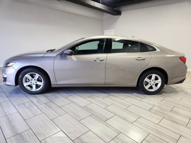 2023 Chevrolet Malibu in Cinnaminson, NJ 08077 - 18103829 2