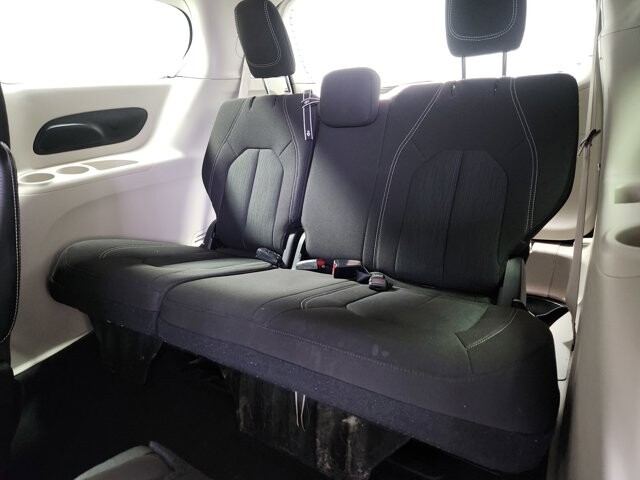 2023 Chrysler Voyager in Cinnaminson, NJ 08077 - 18103831 14