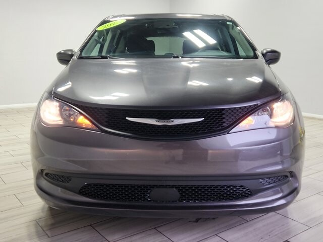 2023 Chrysler Voyager in Cinnaminson, NJ 08077 - 18103831 8