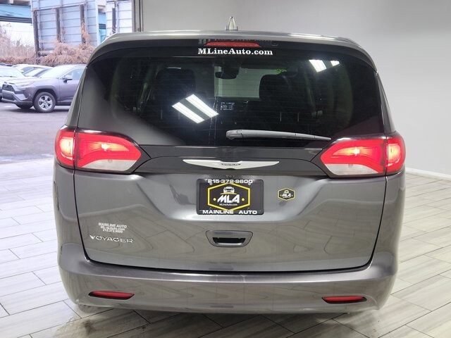 2023 Chrysler Voyager in Cinnaminson, NJ 08077 - 18103831 4